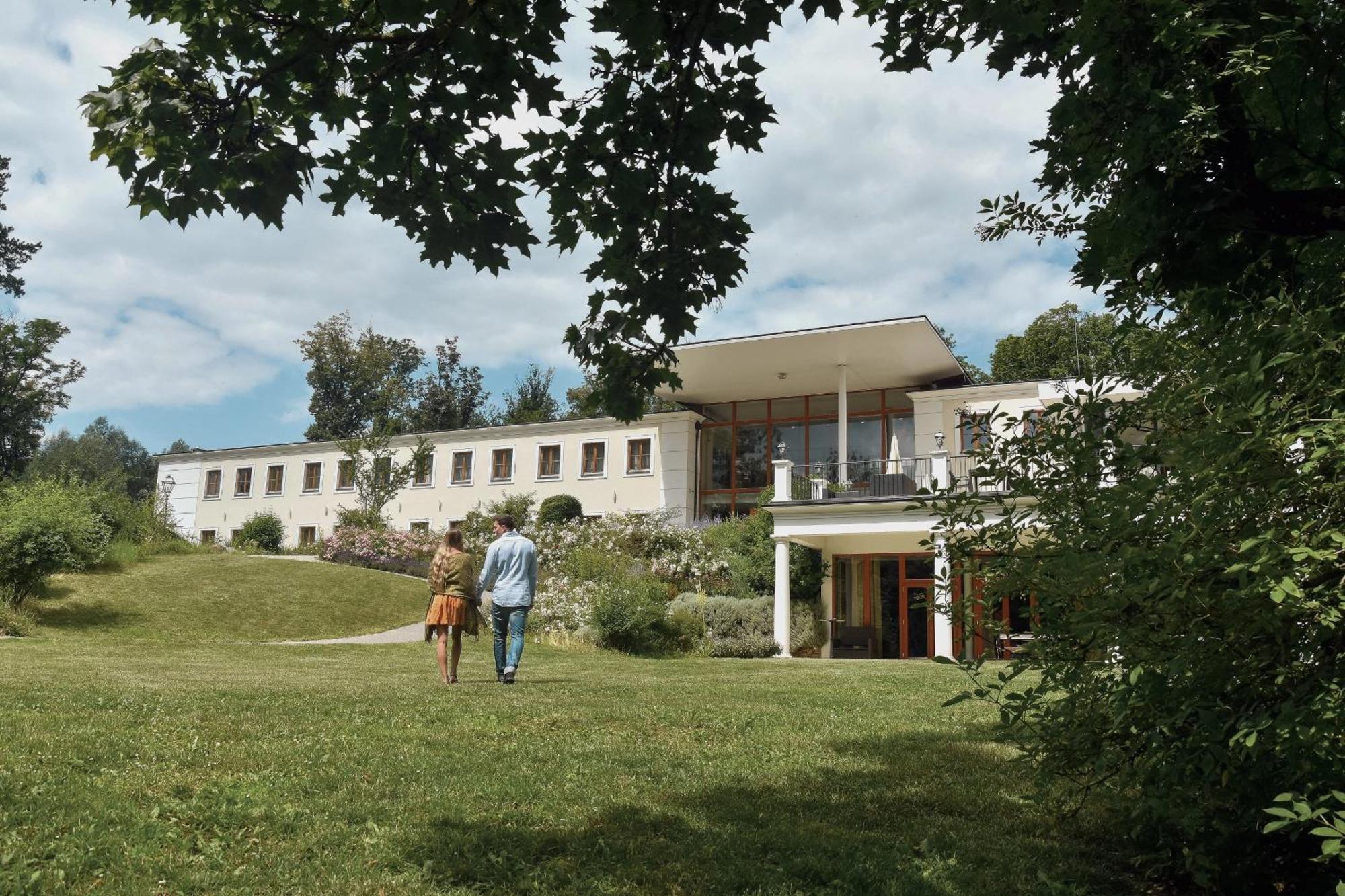 Schlosspark Mauerbach - Adults Only Exterior photo